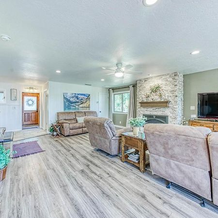 Yosemite West Family Chalet Екстериор снимка