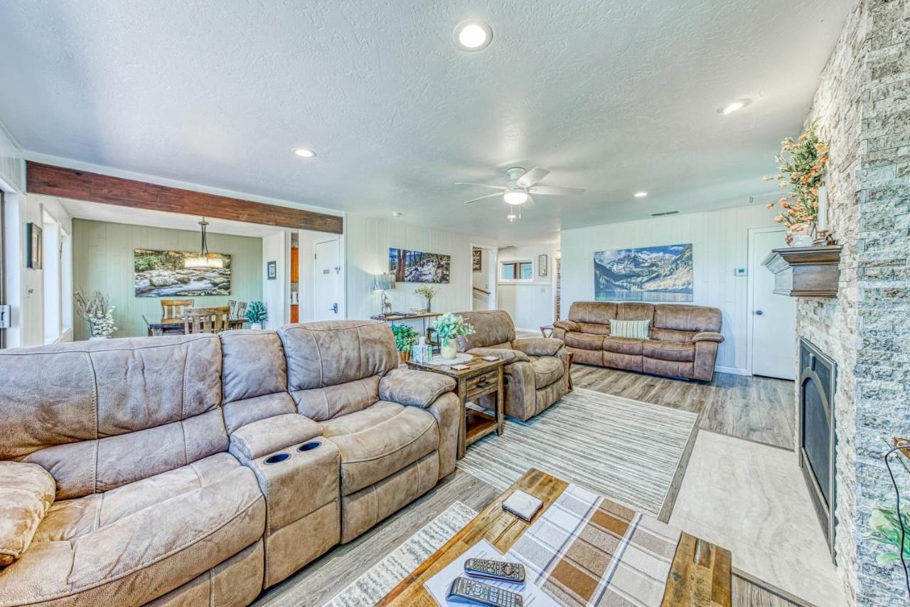 Yosemite West Family Chalet Екстериор снимка