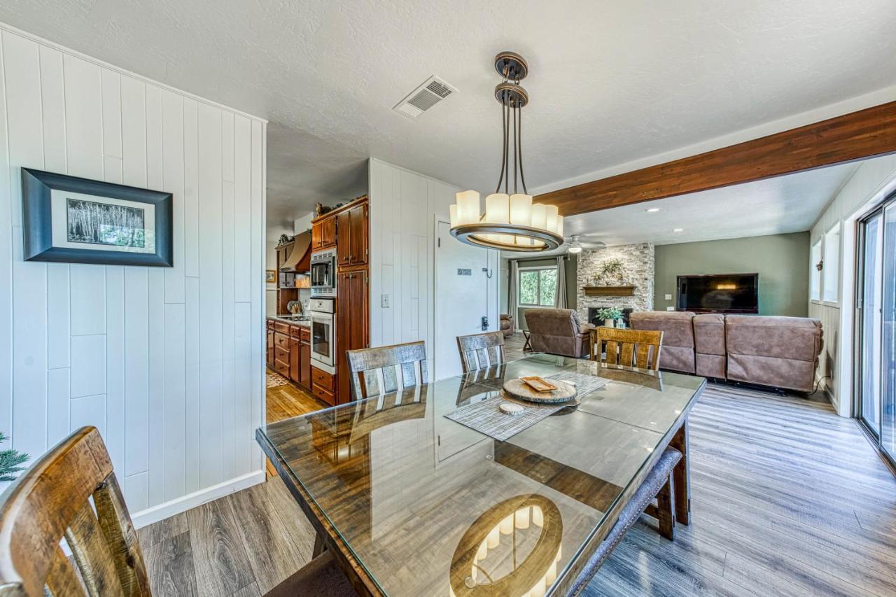 Yosemite West Family Chalet Екстериор снимка