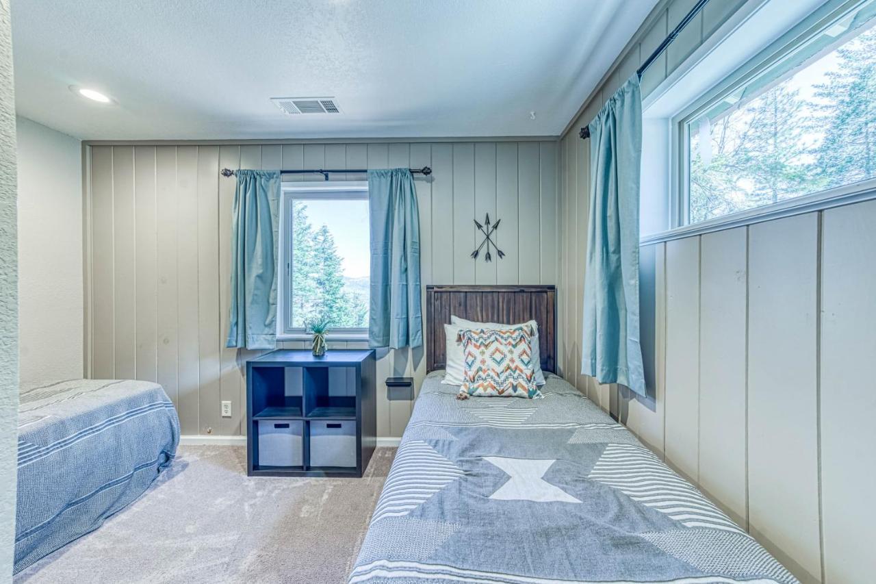 Yosemite West Family Chalet Екстериор снимка