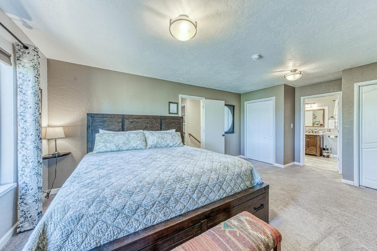 Yosemite West Family Chalet Екстериор снимка