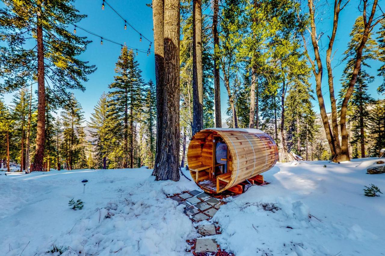 Yosemite West Family Chalet Екстериор снимка